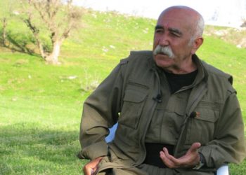 Komploya navneteweyî û paradîgmaya nû