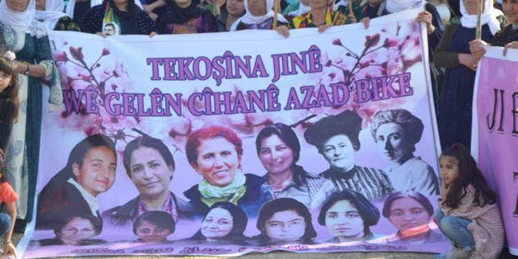 8’ê Adarê li Mexmûrê bi kelecanek mezin hate pîrozkirin