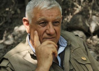 “Tirkiye gelekî tengav bûye, lewma destûra hevdîtinê dan”