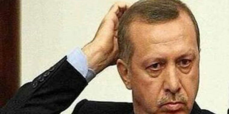 Tirkiye hawara xwe digihîne NATO’yê, xwe davêje ber lingê Pûtîn