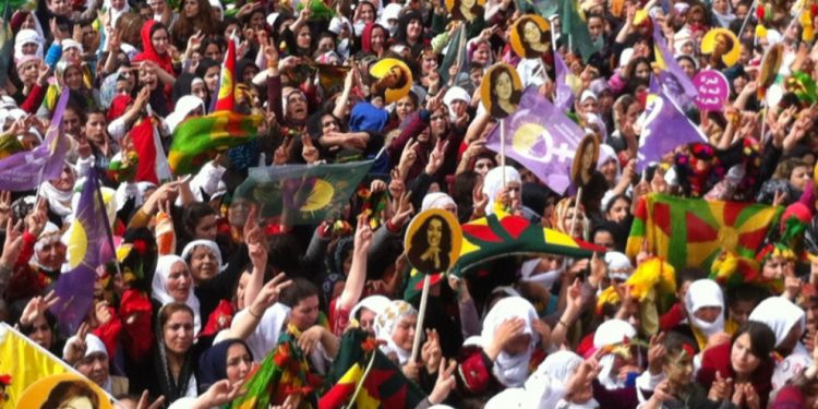 KJK: Hêza jinê ya guhertinê heye!