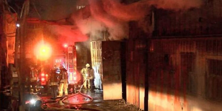 LEZGÎN – YPS’ê kargeha hevkarên desthilatê li Stenbolê şewitandin