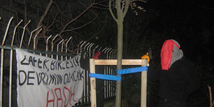 HBDH: Rizgarî di şoreşa yekgirtî de ye