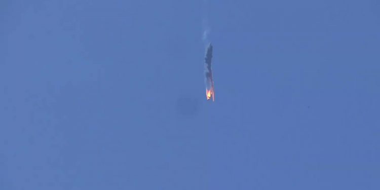 QSD’ê balafireke keşfê ya artêşa Tirk a dagirker li Eyn Îsayê xist xwarê