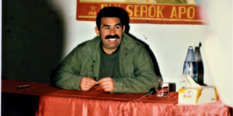 NIRXANDIN – Divê hemû rojan weke roja 8’ê Adarê bê destgirtin û bê pêşxistin