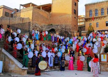 TAYBET – Adar meha ku agir bûye mirov û mirovan xwe kiriye agir!