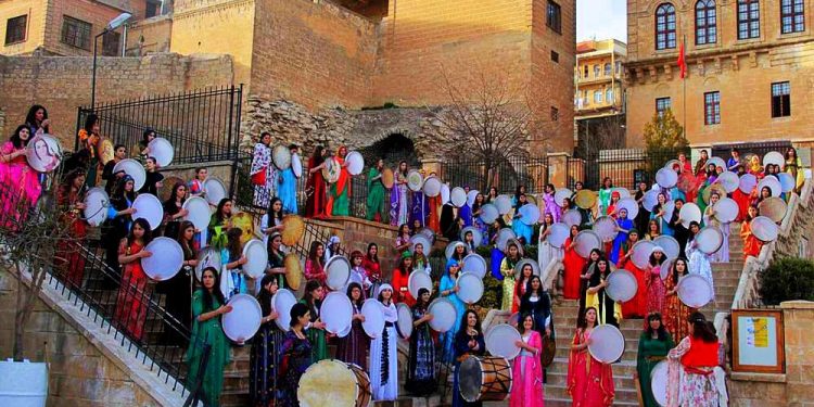 TAYBET – Adar meha ku agir bûye mirov û mirovan xwe kiriye agir!