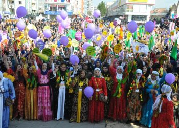 Ji Rojnivîsên Hevalên Şehîd ji bo 8’ê Adarê