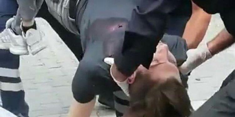 Li Edeneyê polîsên tirk ên faşîst ciwanekî ji Sûriyeyê kuştin