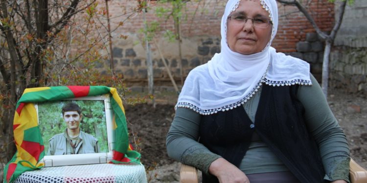 Dayika Halîse behsa Şehîd Egîd kir