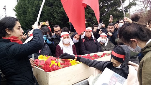 TEV-ÇAND û Kevana Zêrîn endama Grûp Yorûm Hêlîn Bolek bi bîr anîn