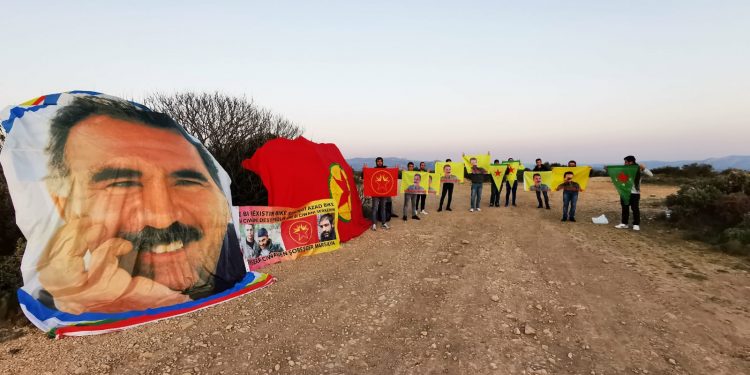 Li Fransayê ji ciwanan pîrozbahiyên bicoş yên 4ê Avrêlê