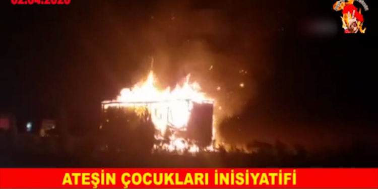 LEZGÎN – Înîsyatîfa Zarokên Agir li Manîsa kamyonekê da ber agir