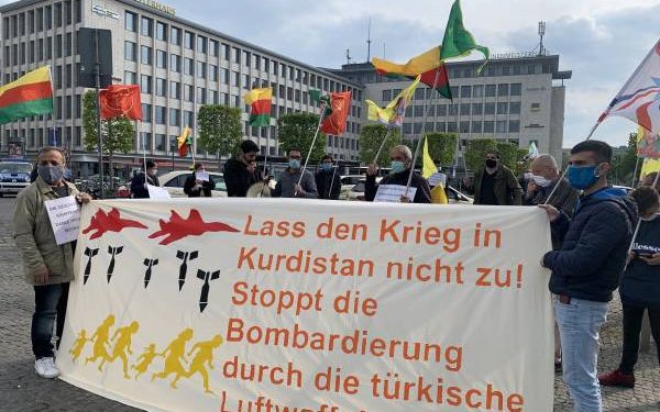 Li Bîelefeldê Ciwanan çalakî li dar xistin