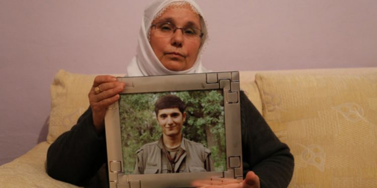 Gerîlayên Jin: ‘Te Egîdek da Kurdistanê em ê Kurdistaneke azad bidin te’