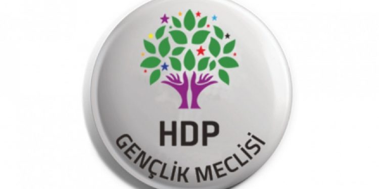 Meclîsa Ciwanan a HDP’ê şehîdên Meha Gulanê bibîr anî