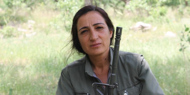 YJA-STAR: Em rêhevala xwe Zîn Avesta bi hurmet bi bîr tînin