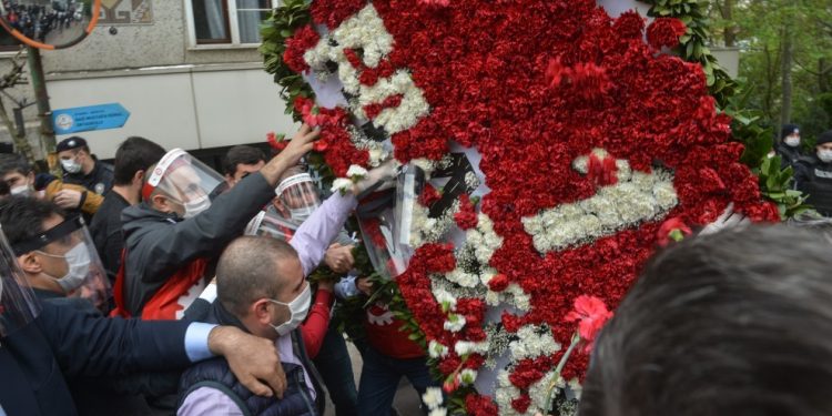 Ruxmê qedexeyan li Kurdistan û Tirkiyeyê 1’ê Gulanê hate pîrozkirin