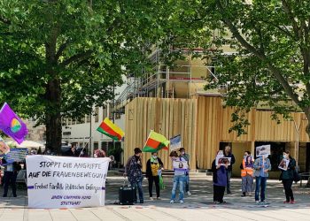 Li Stuttgartê ji bo piştevaniya bi Komela Jin a Rosa re çalakî