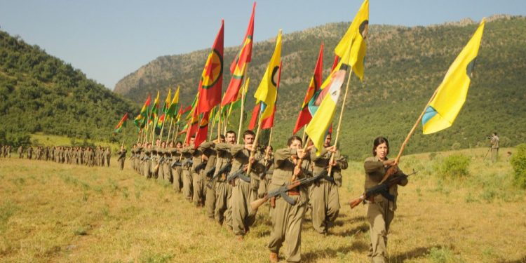 LEZGÎN – Li Şemzînan wesayîta zirxî îmha bû, li Avaşîn li çeper û stargehên dagirkeran hate xistin