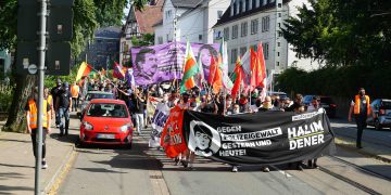 Li Bîelefeldê Dener û Kinaci hatin bibîranîn