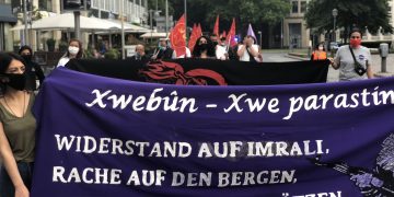 TCŞ û JCA li Hannoveriyê tecrîda ser Rêberê Gelan Abdullah Ocalan û êrîşên nijadperestiyê şermezarkirin