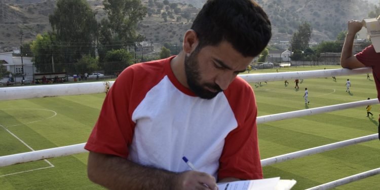 Ciwanan ruxmê astengiyên asayîşa Dûkanê bi sedan îmzeyan dijî dagirkeriyê komkirin