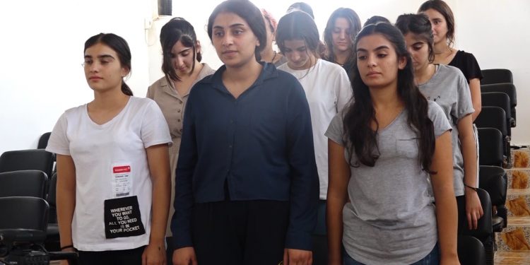 Tevgera Jinên Ciwanên Mexmûr dewreyek perwerdê vekir