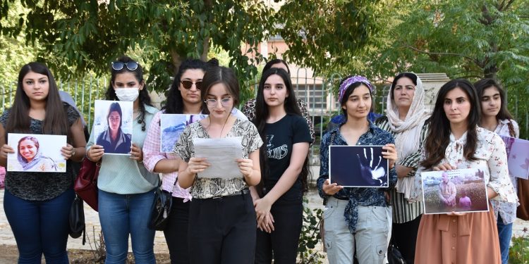 Jinên Ciwan destdirêjî, şîdet û êrîşên li ser jinên Kurd şermezar kirin