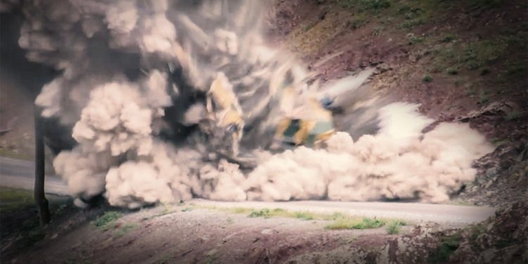 LEZGÎN – Ji HPG’ê çalakî: Li Geverê wesayîta zirxî hate rûxandin