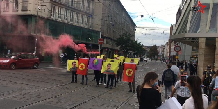 Li Strasboûrgê Ciwanan êrîşên li ser Heftanînê protesto kirin