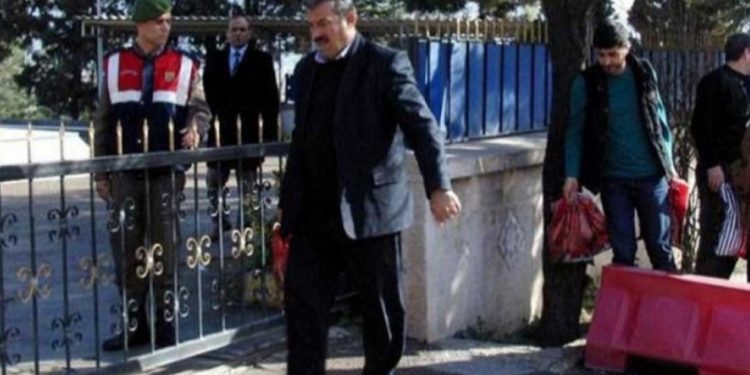 Malbatan ji bo çûyîna Îmraliyê serî li Serdozgeriyê dan