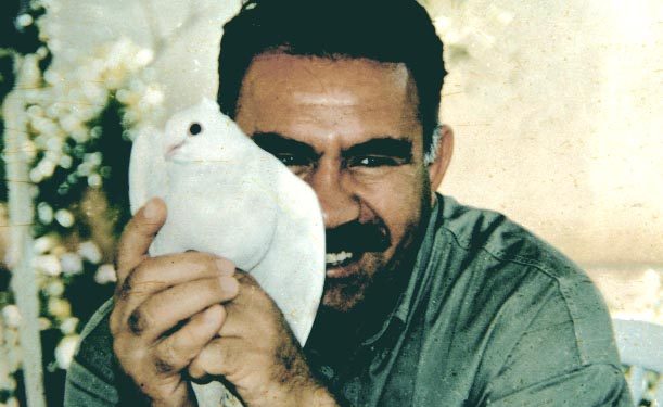 Parêzerên Rêberê Gelan Abdullah Ocalan ji bo çûyîna Îmraliyê serî li rayedaran dan