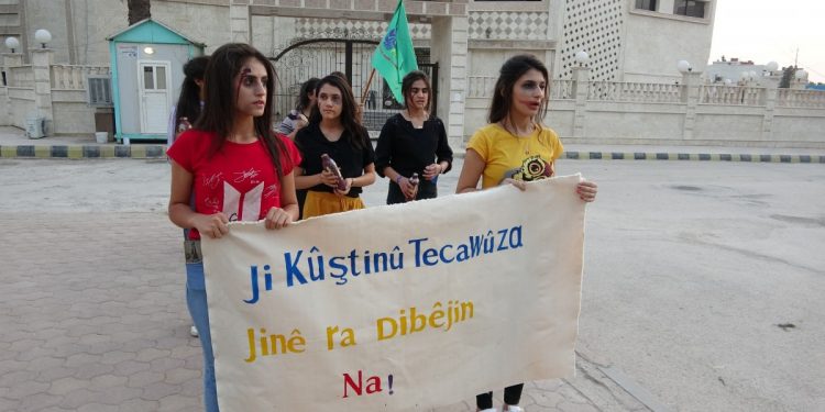 Jinên Ciwan tundiya ser Jin protestokirin