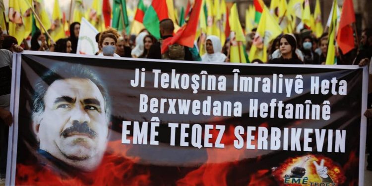 Ciwanên Qamişlo beşdarî pêngava “Bes e ji dagirkeriyê re dem dema parastina şoreşê ye” bûn