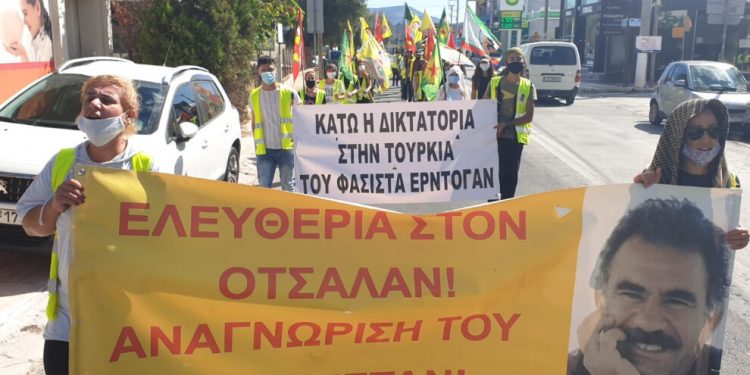 Meşa Dirêj ya ciwanan a li Atînayê di roja 2’emîn de ye