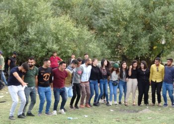 Xwendekarên Zanîngeha Rojava: ‘Na ji rakirina Zimanê Dayikê re’