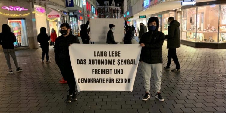 TCŞ Bîelefeld: Komkujiya li ser Êzidiyan dewam dike