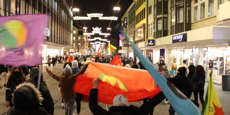 Salvegera damezrandina PKK’ê li Kasselê bo coş hate pîrozkirin