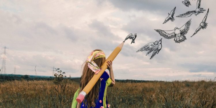 Jinên Ciwan ên Têkoşer pêşbirkek edebî dan destpêkirin