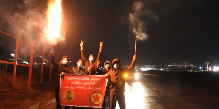 Li ber konsolosxaneya Tirk 43’emîn salvegera damezrandina PKK’ê hate pîroz kirin