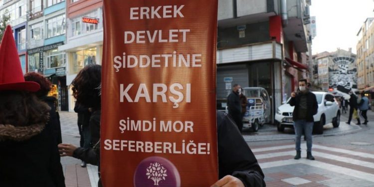 Li dijî şîddeta mêran û dewletê ‘Niha ber bi seferberiya mor’