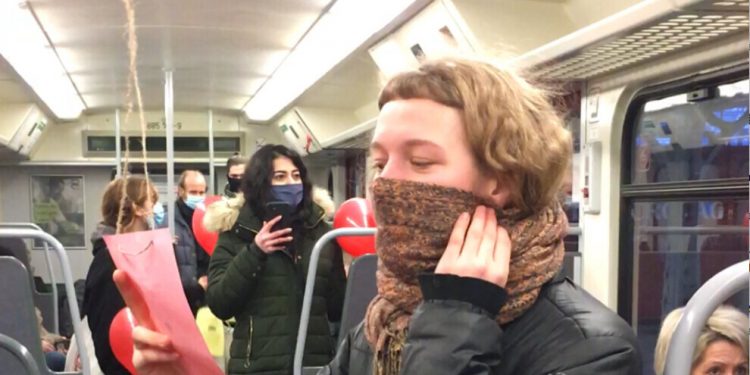 Ciwanên Enternasyonalîst li Berlînê ji bo Şengalê ketin tevgerê