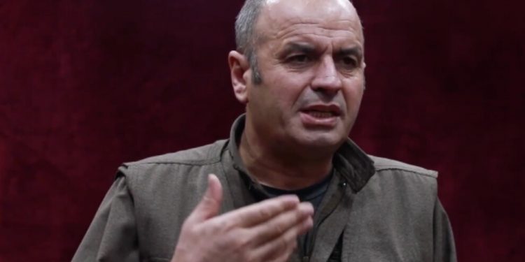 Bawer Dersim: “Şerê navbera kurdanwê xizmetê ji dewleta tirk re bike”