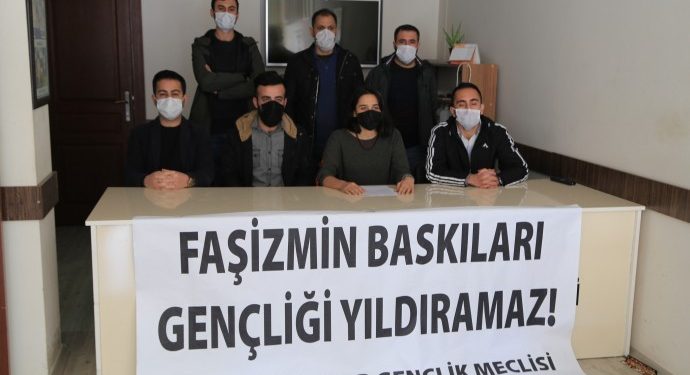 Rêxistinên Ciwanan ên Edenê: “Zextên faşîzmê nikarin ciwanan têk bibin”