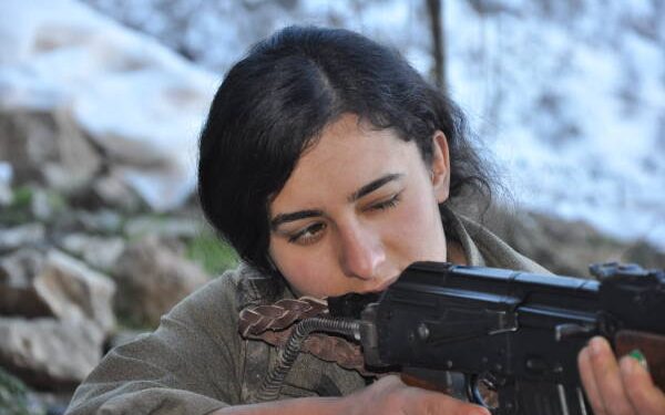 HPG nasnameya 2 şehîdan eşkere kir: ‘Em hevrê Arjîn û Zinar bi rêzdarî bi bîr tînin’