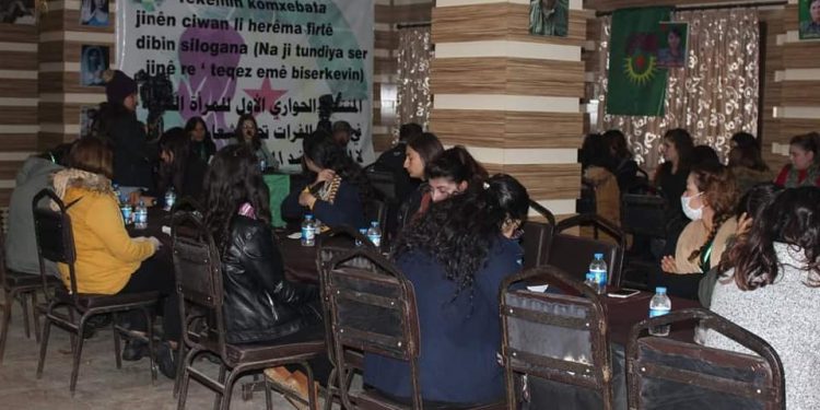 Jinên Ciwan yên Herêma Firatê Komxebata xwe ya yekem pêk anîn