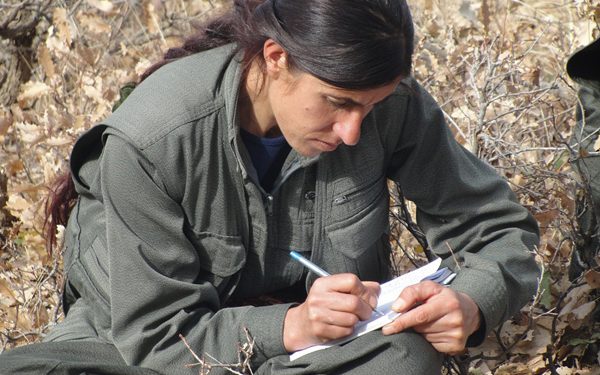 PÊNÛSA GERÎLA – Ji Rojnivîsa Şehîd Avêsta Harun