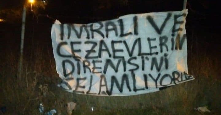 Ciwanên Stenbolê li dijî tecrîdê çalakiyan de ne