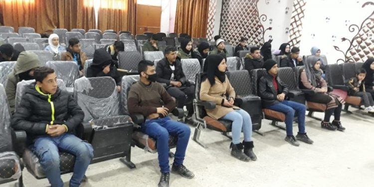 Tevgera Xwendekarên Demokratîk civîna xwe li Minbicê li darxist